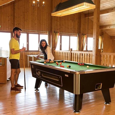 Residence Odalys Les Chalets D'Evian Bagian luar foto
