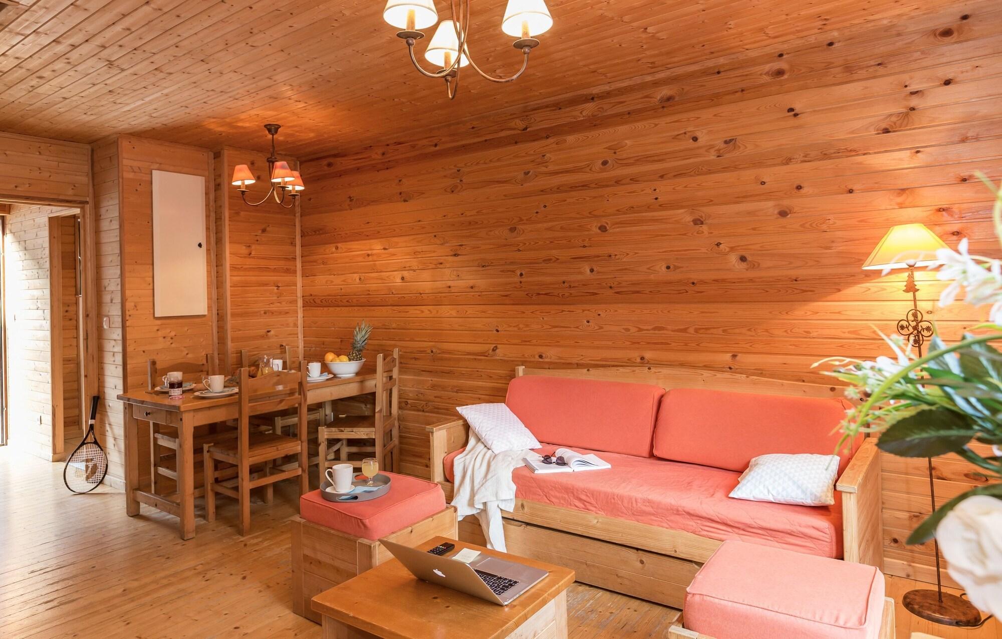 Residence Odalys Les Chalets D'Evian Bagian luar foto